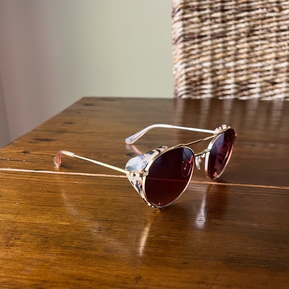 KREWE TCHOUP BLINKER 24K + Matte Oyster - Double Metal Bridge - Sold Out - Picture 9 of 10